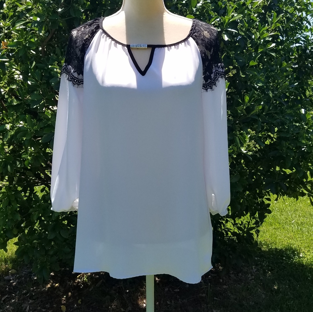 NY Collection pull over blouse
